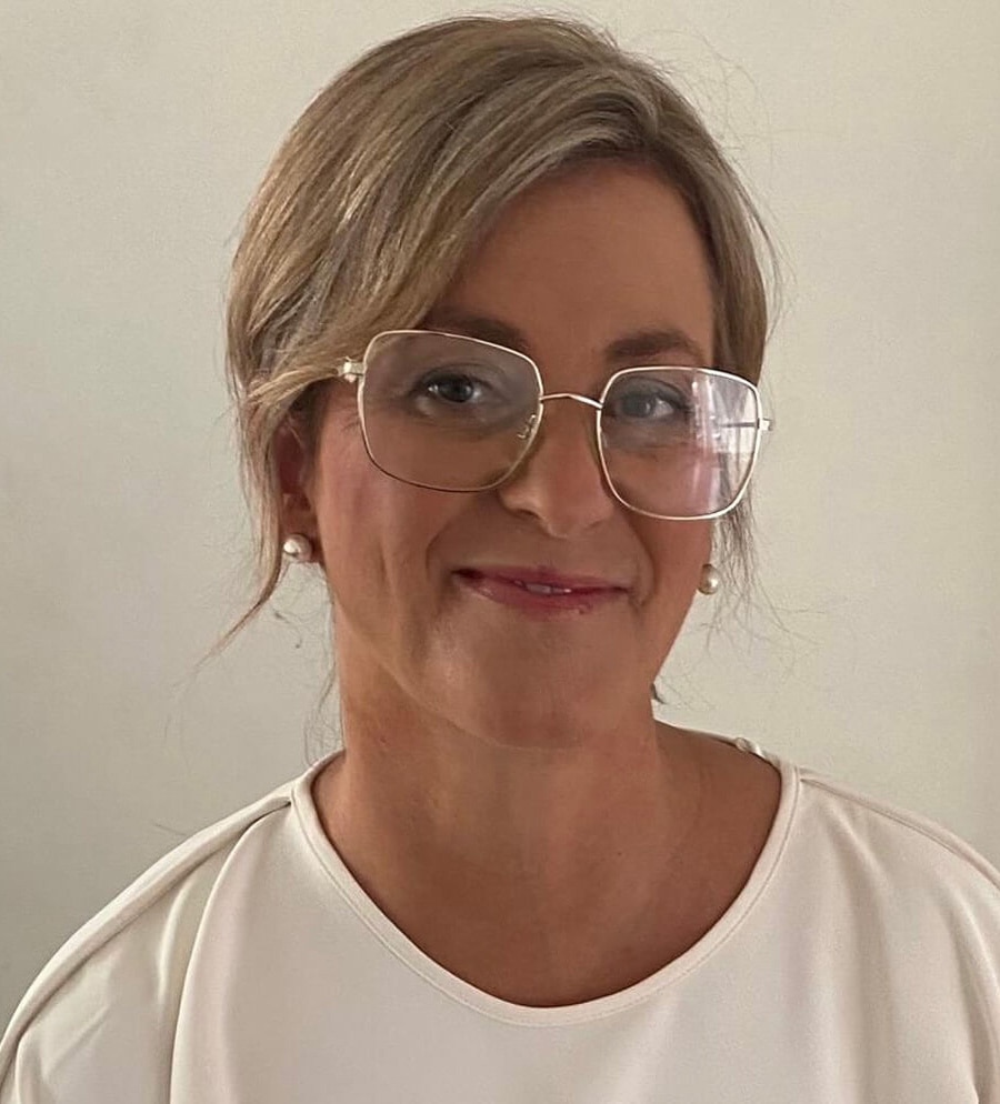 Elizabeth Davies